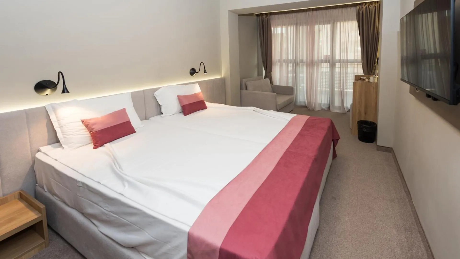 Grand Hotel Slăntjev Brjag 4*,  Bulgarien
