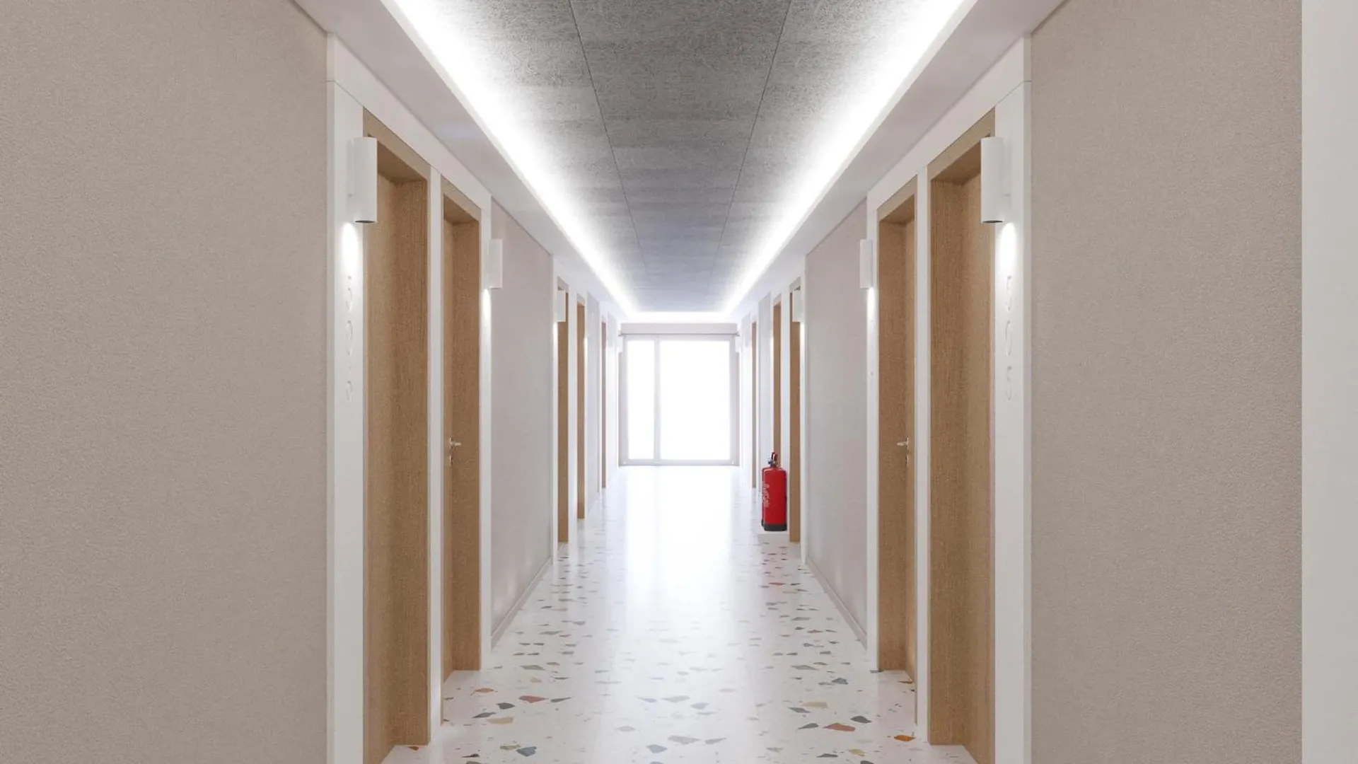 Grand Hotel סאני ביץ' 4*,