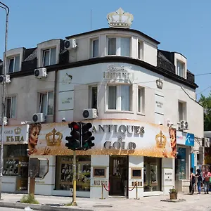 Апартаменты Golden House 